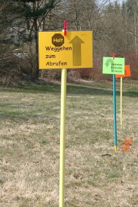 rally-obedience-schilder-stab
